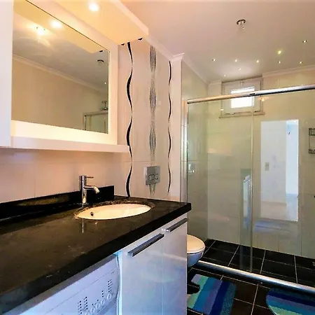 Best 12 Apartman *